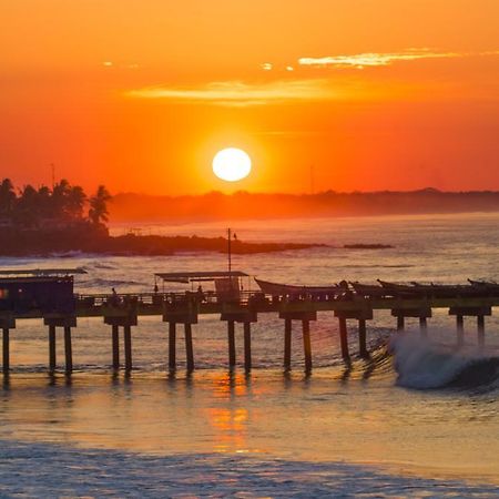 Ast Surf Hotel ลาลิแบร์ตัด ภายนอก รูปภาพ